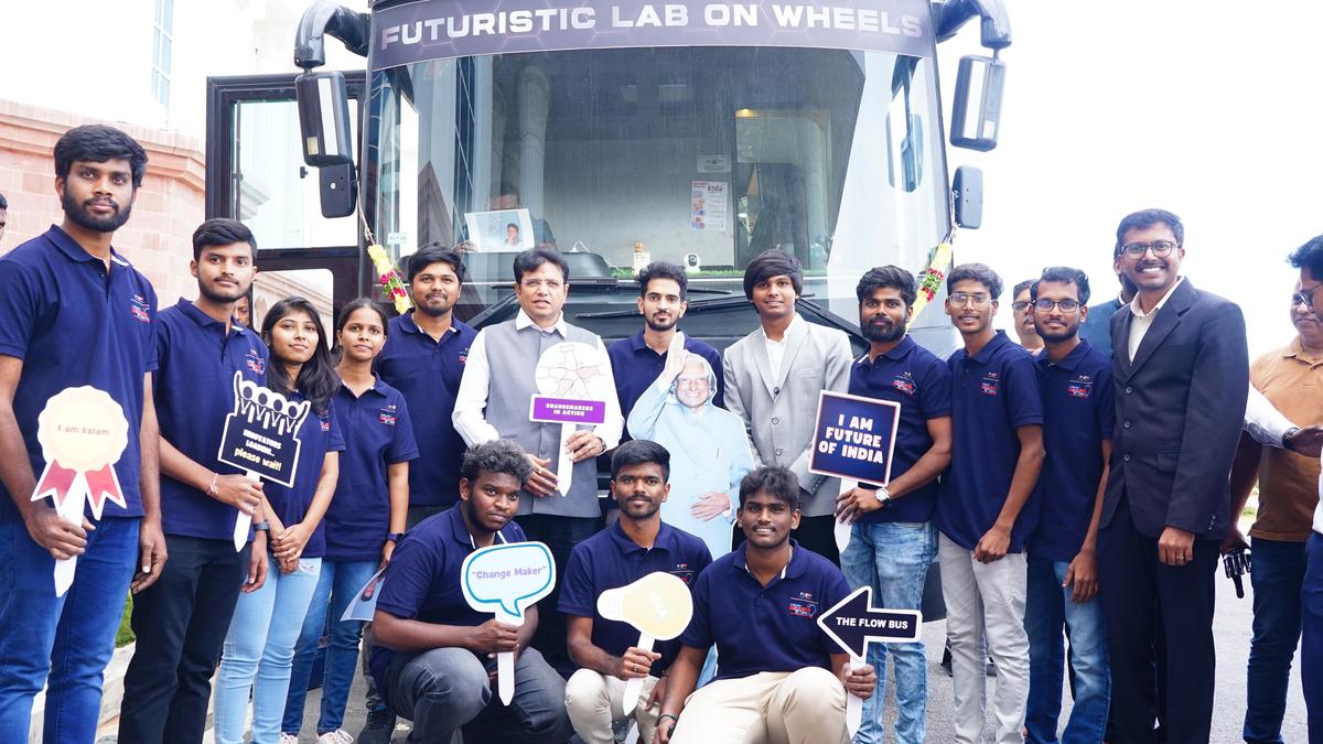 Mobile science lab on emerging technologies for government school students flagged off 